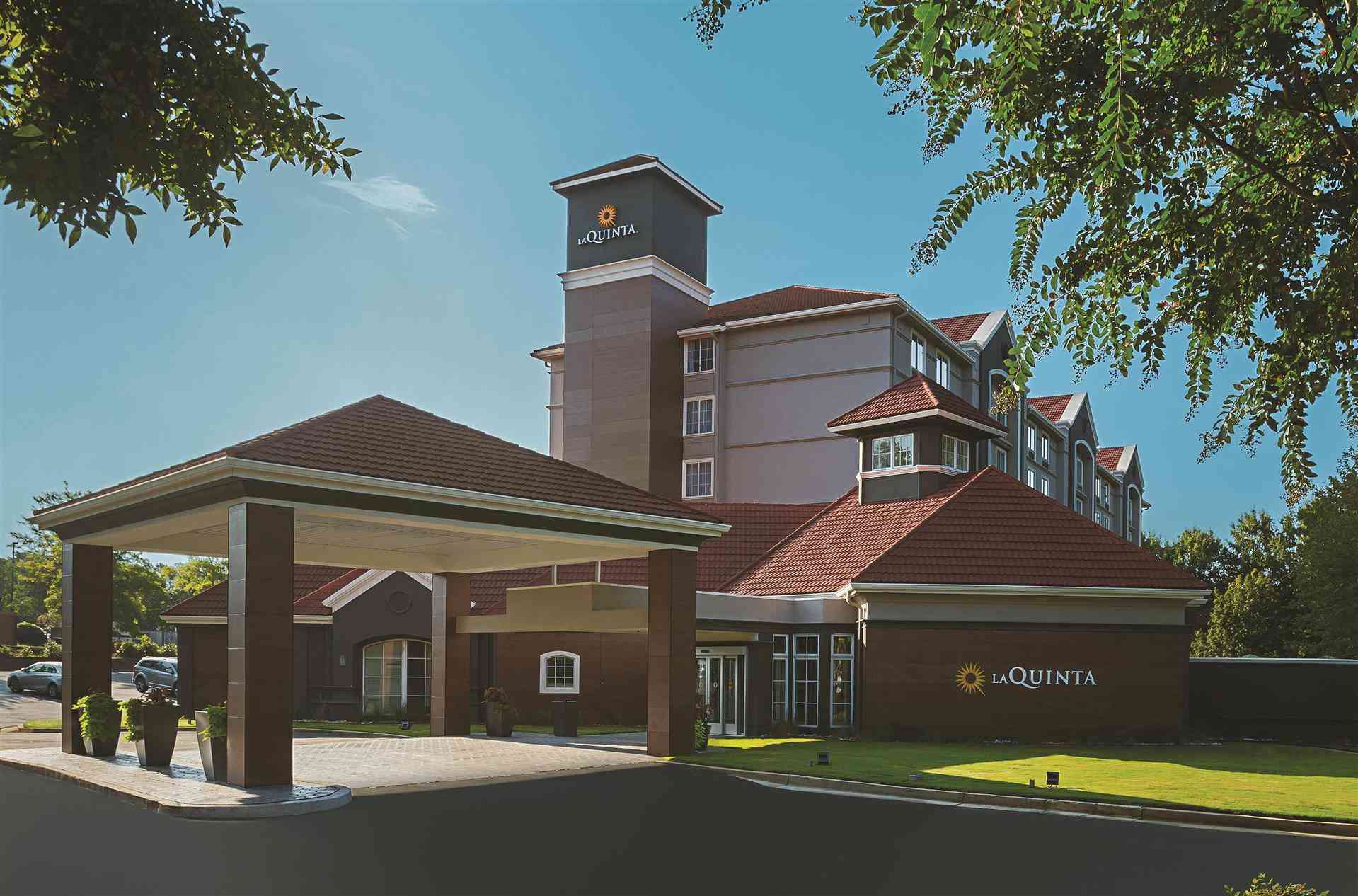 La Quinta Inn & Suites by Wyndham Atlanta Alpharetta a Alpharetta, GA