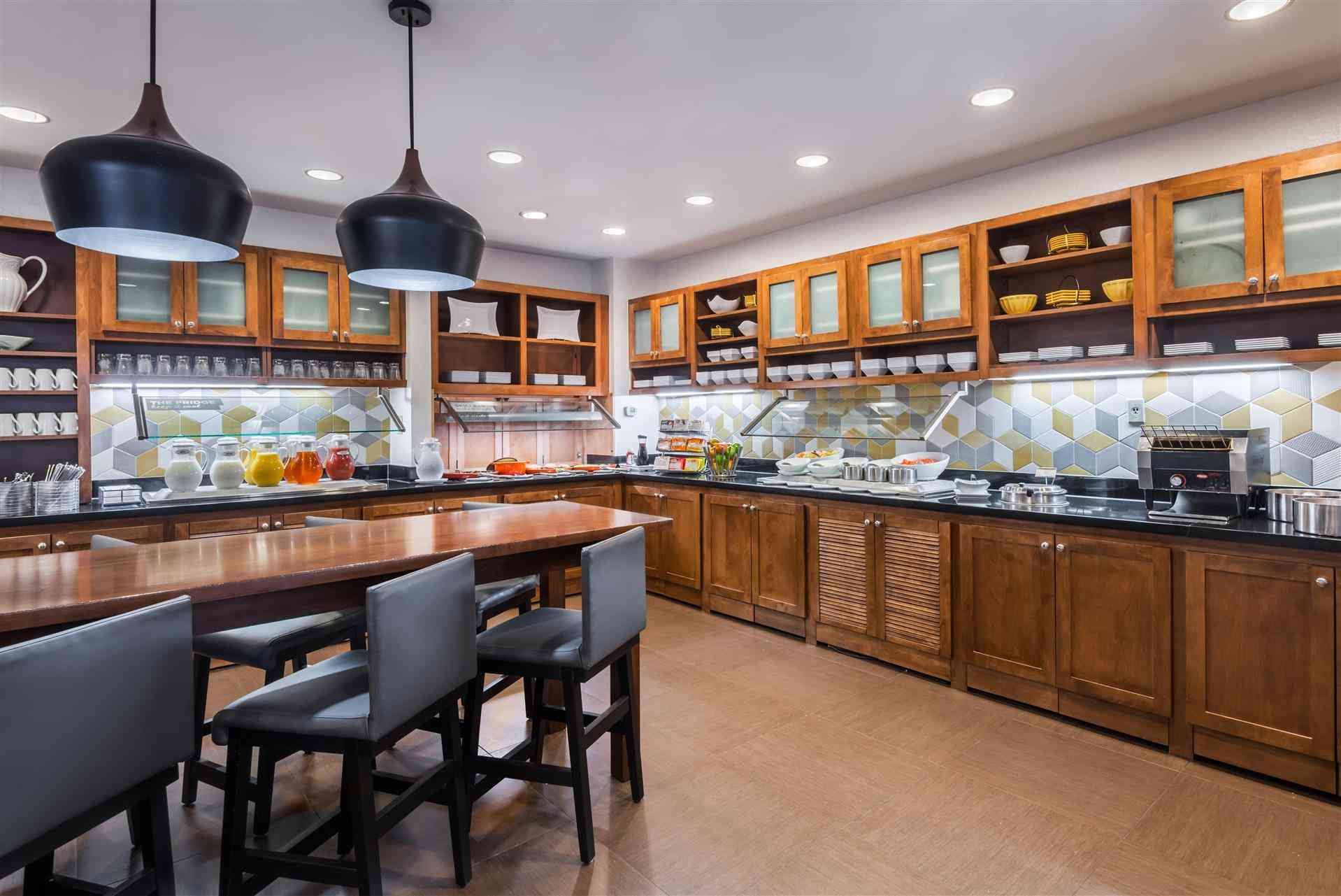 Hyatt Place Atl Duluth Johns Creek в Duluth, GA