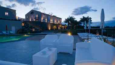 Donnacarmela a Milo, IT