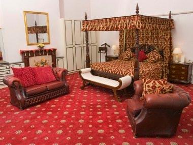 Mansion Lions Hotel Eastbourne в Eastbourne, GB1