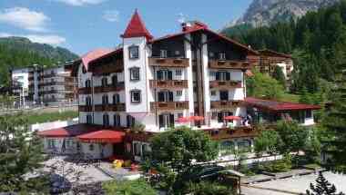 Romantik Hotel Regina i Tonadico, IT