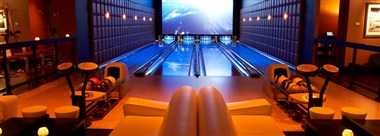 Lucky Strike Bellevue i Bellevue, WA