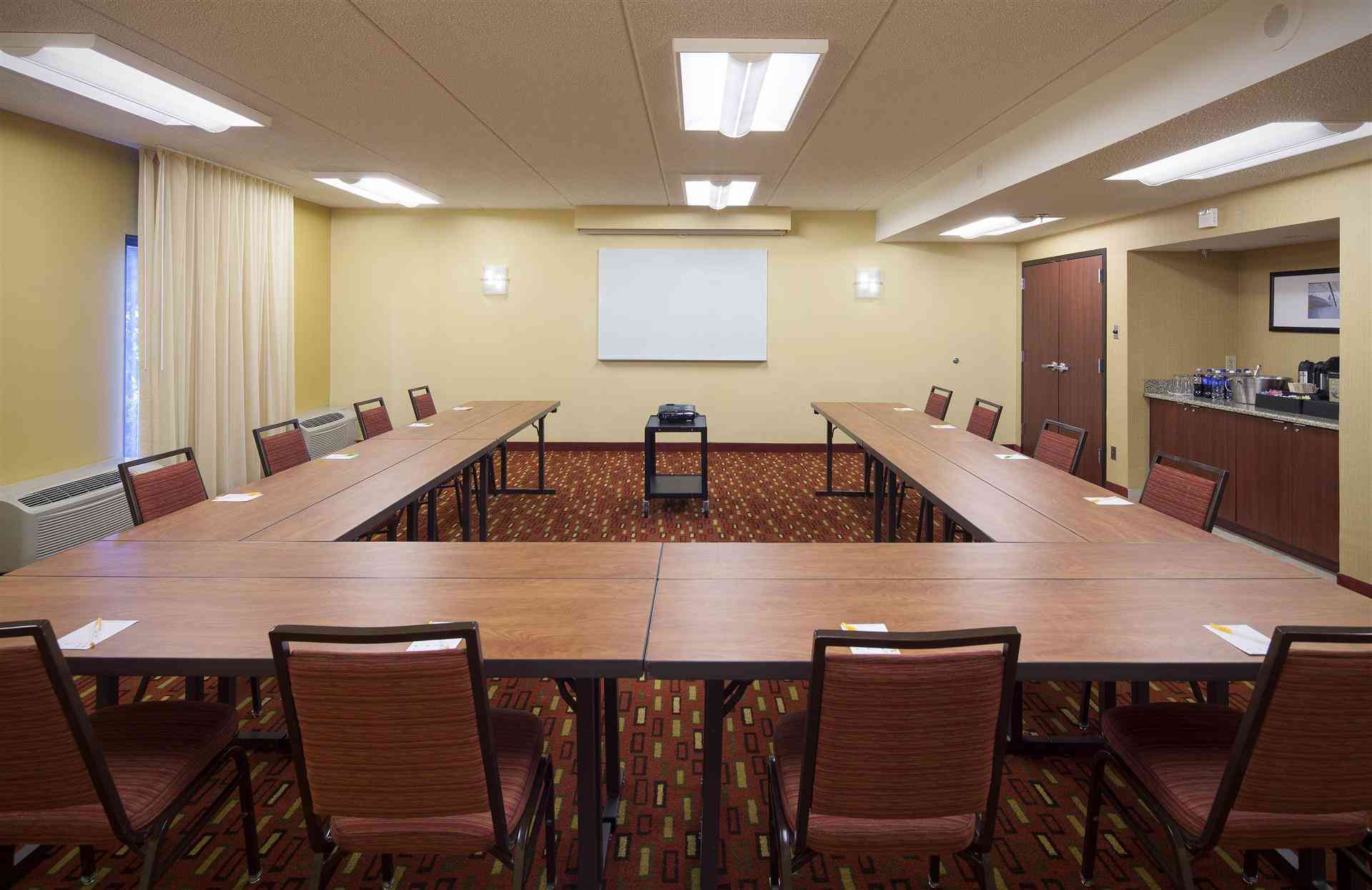 Courtyard by Marriott Memphis East/Park Avenue a Memphis, TN