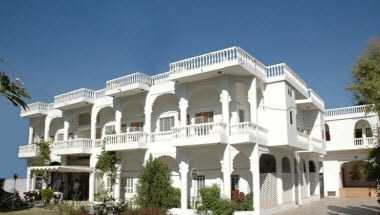 Hotel Saheli Palace in Udaipur, IN
