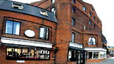 Washington Central Hotel, Workington, GB1