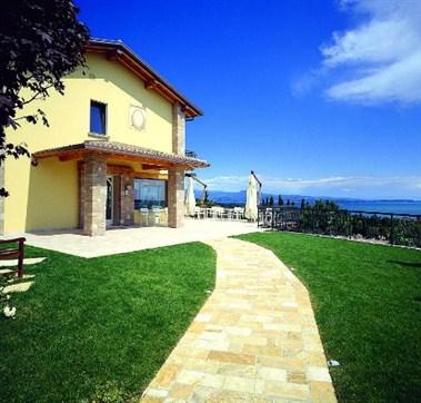 Trattoria Olivo a Moniga del Garda, IT