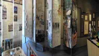 Reston Historic Trust Storefront Museum and Shop em Reston, VA