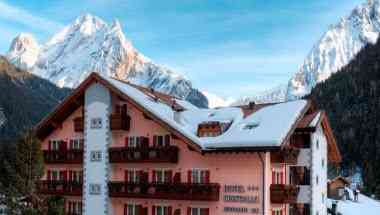 Hotel Cristallo a Canazei, IT