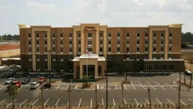 Hampton Inn & Suites Brunswick in Brunswick, GA