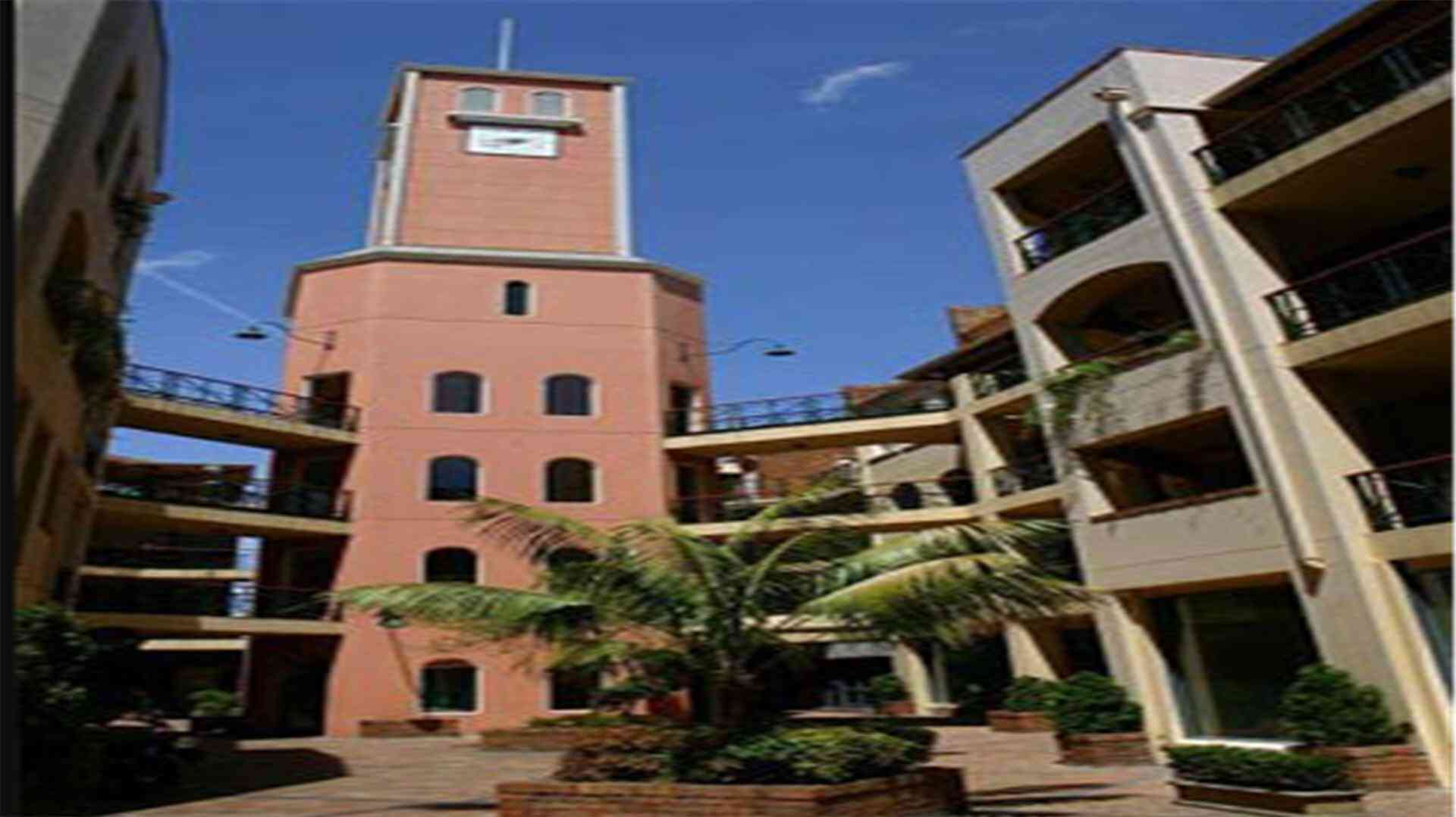 Carlton Clocktower Apartments em Melbourne, AU