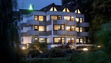 Hotel Benther Berg image