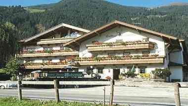 Gasthof-Pension Hubertus i Hippach, AT