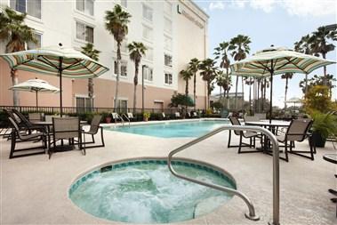 Embassy Suites by Hilton Orlando Airport en Orlando, FL