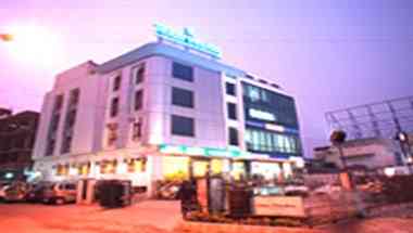 Tekarees Inn, Lucknow, IN