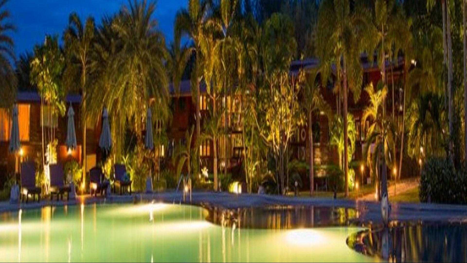 Kaengkrachan Boathouse Paradise Resort em Kaeng Krachan, TH