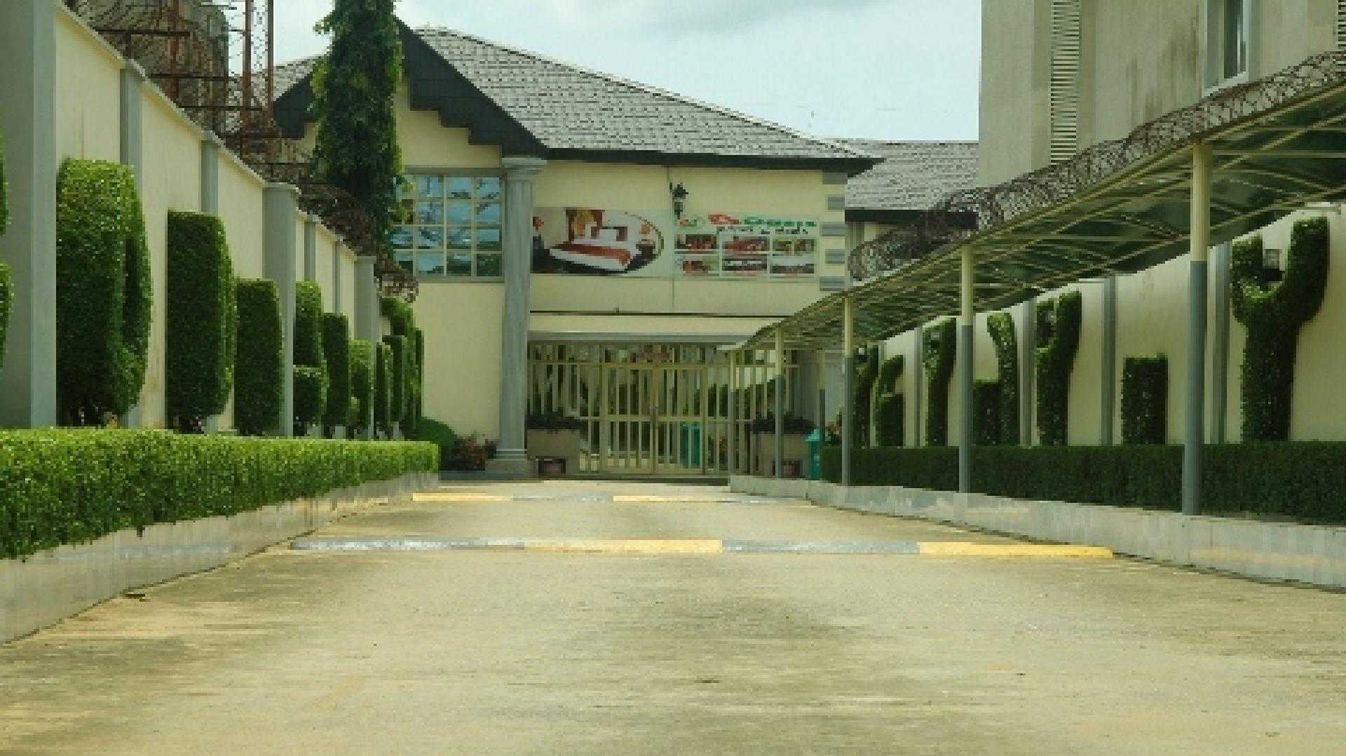 De Oasis Hotesl and Suites in Lagos, NG