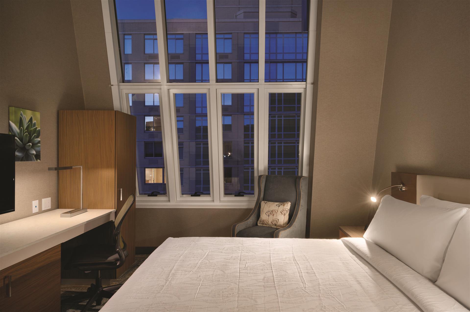 Hilton Garden Inn New York Times Square South image