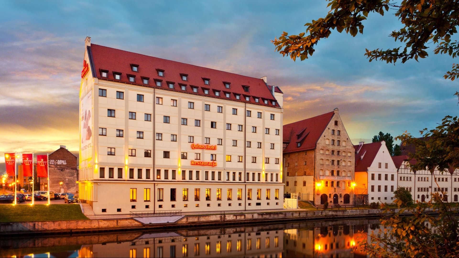 รูปสถานที่จัดงาน