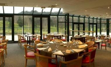 Golf Hotel Resort Du Val De Sorne en Lons-le-Saunier, FR