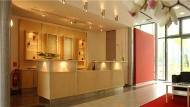 Nordic Avantage Hotel image