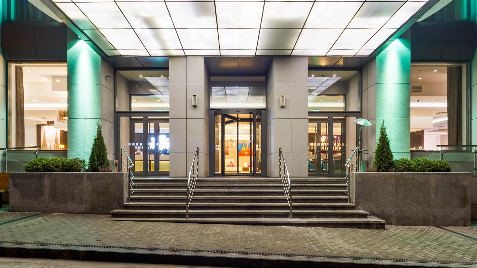 รูปสถานที่จัดงาน