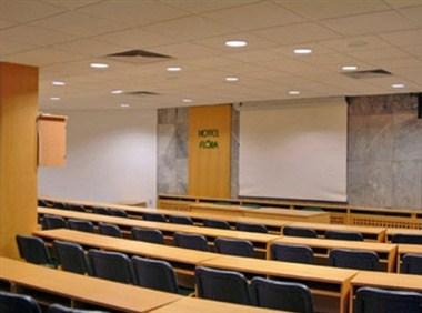 Hotel Flora, Inc. a Trencianske Teplice, SK