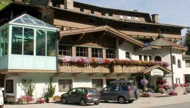 Familien- & Sporthotel Hohlenstein i Tux, AT