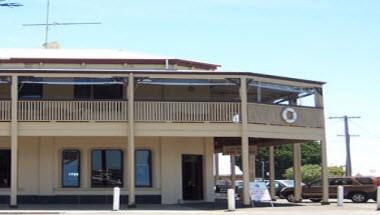 The Esplanade Hotel in Melbourne East, AU