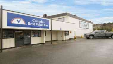 Canadas Best Value Inn River View Hotel в Whitehorse, YT