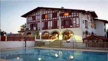 Hotel & Residence Orhoitza in Hendaye, FR