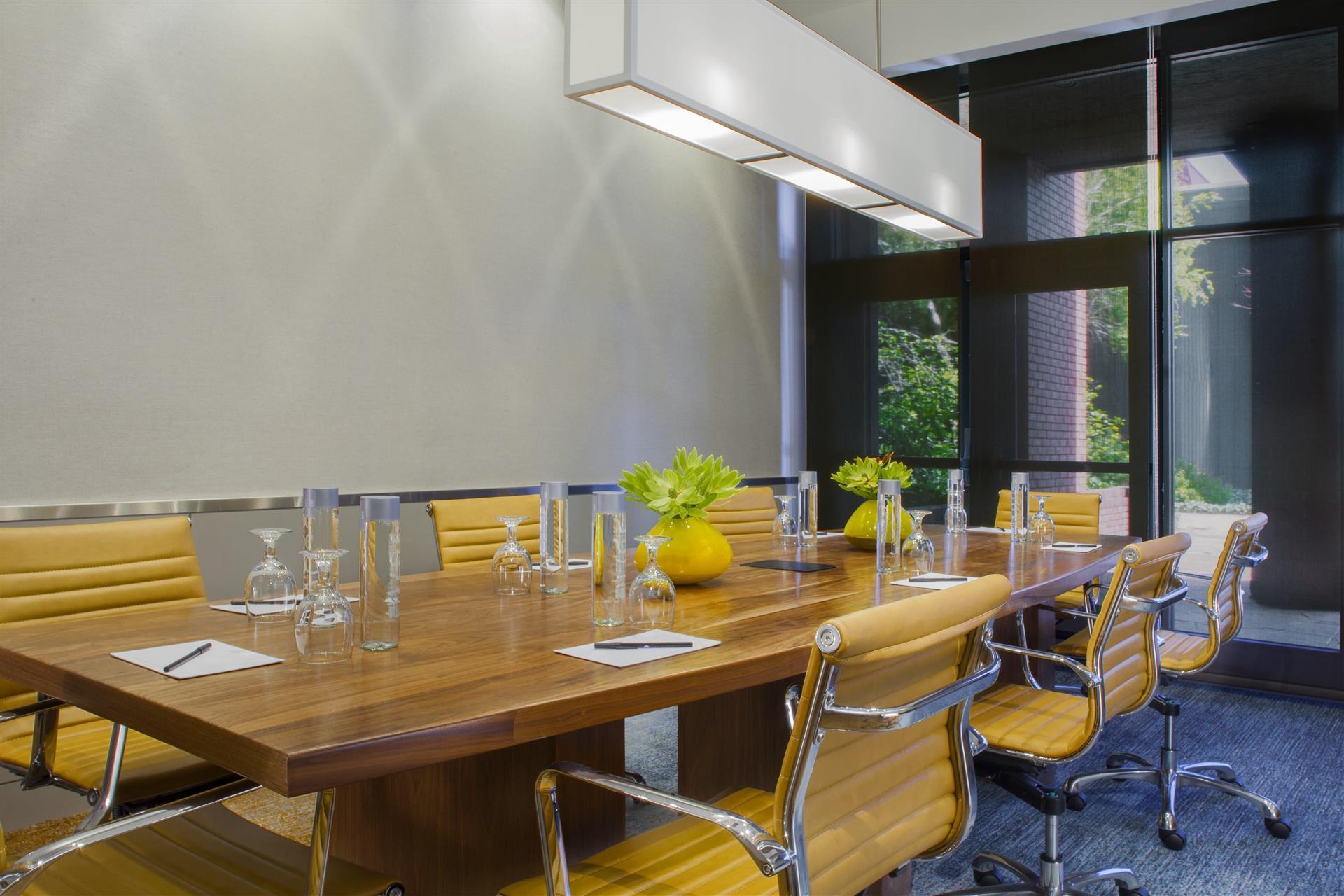 Изображение помещения для встречи