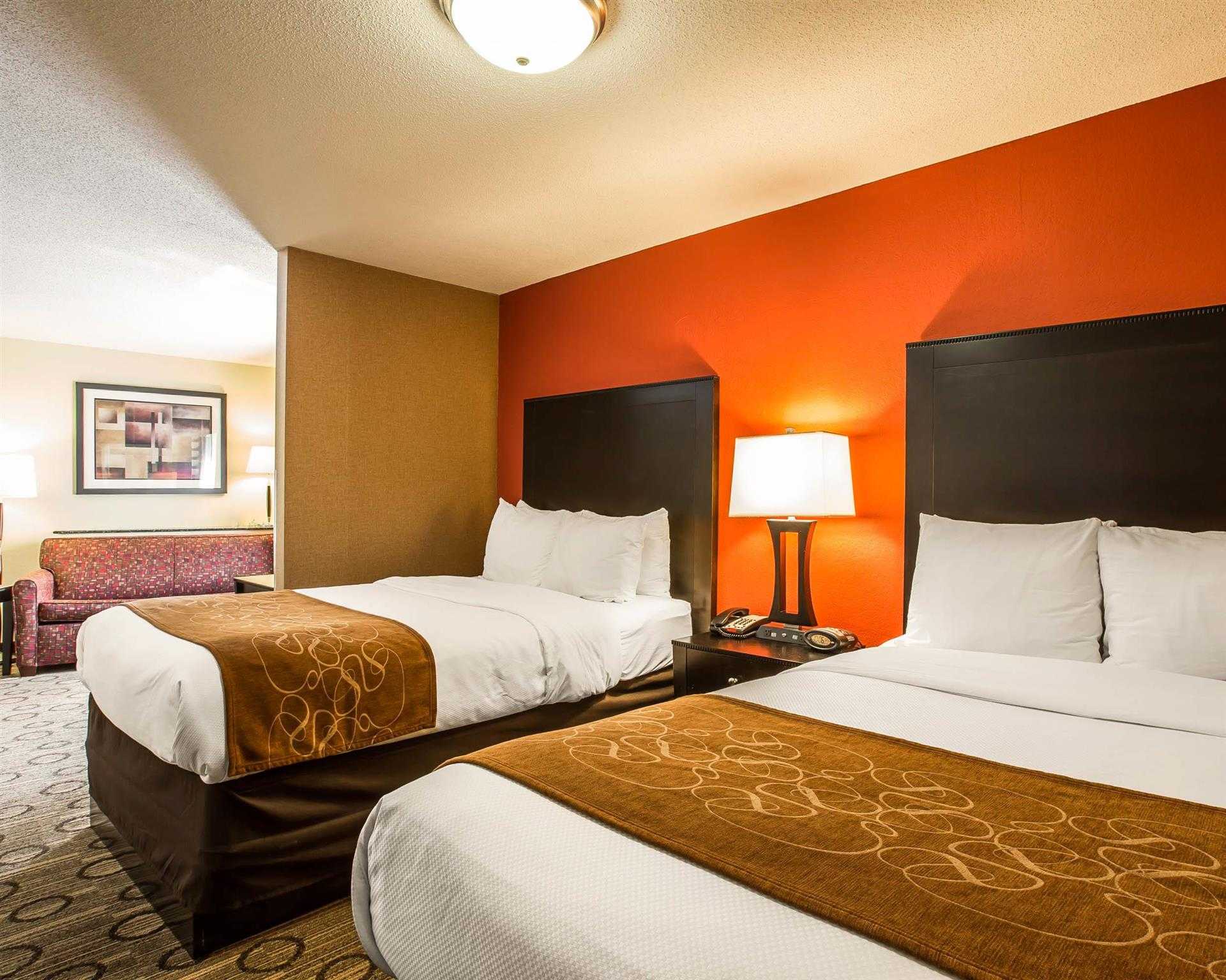 Comfort Suites At WestGate Mall в Spartanburg, SC