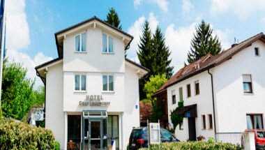 Das Hotel Graf Lehndorff a Munich, DE