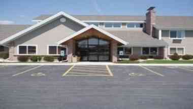 AmericInn by Wyndham Manitowoc в Manitowoc, WI