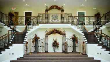 Delmonaco Winery & Vineyards in Baxter, TN