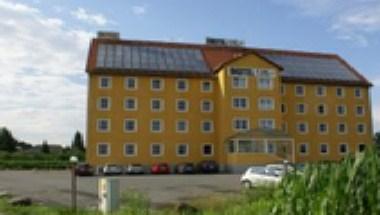 Hotel Oekotel Kalsdorf image