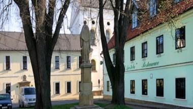 Hotel U Apostola image