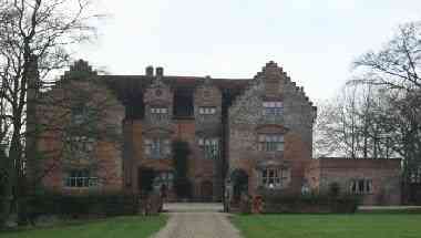 Morley Old Hall Estate i Wymondham, GB1
