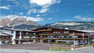 Familotel Central & St. Johanner Hof à St. Johann in Tirol, AT