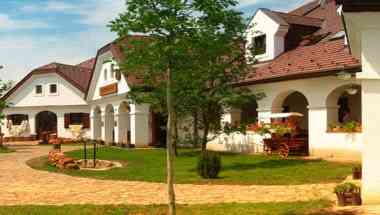 Gastland M1 Hotel, Restaurant & Conference Center a Paty, HU