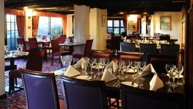 Thatcher's Hotel - Surya Hotels in Leatherhead, GB