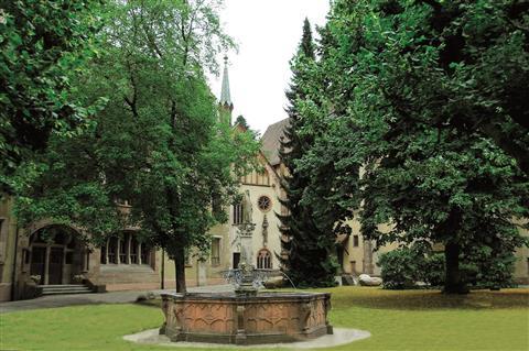 巴登-巴登利希滕塔尔修道院