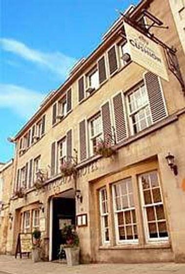 Crown And Cushion Hotel em Chipping Norton, GB1