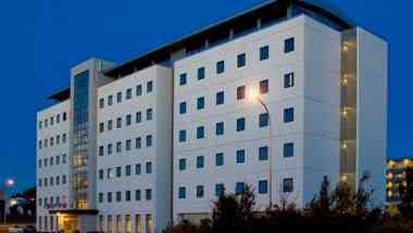 Hotel Cabin в Reykjavik, IS