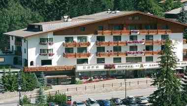 Hotel Aaritz en Selva, IT