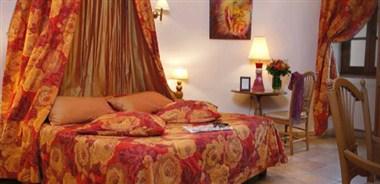 Chateau Chapeau Cornu a Vignieu, FR