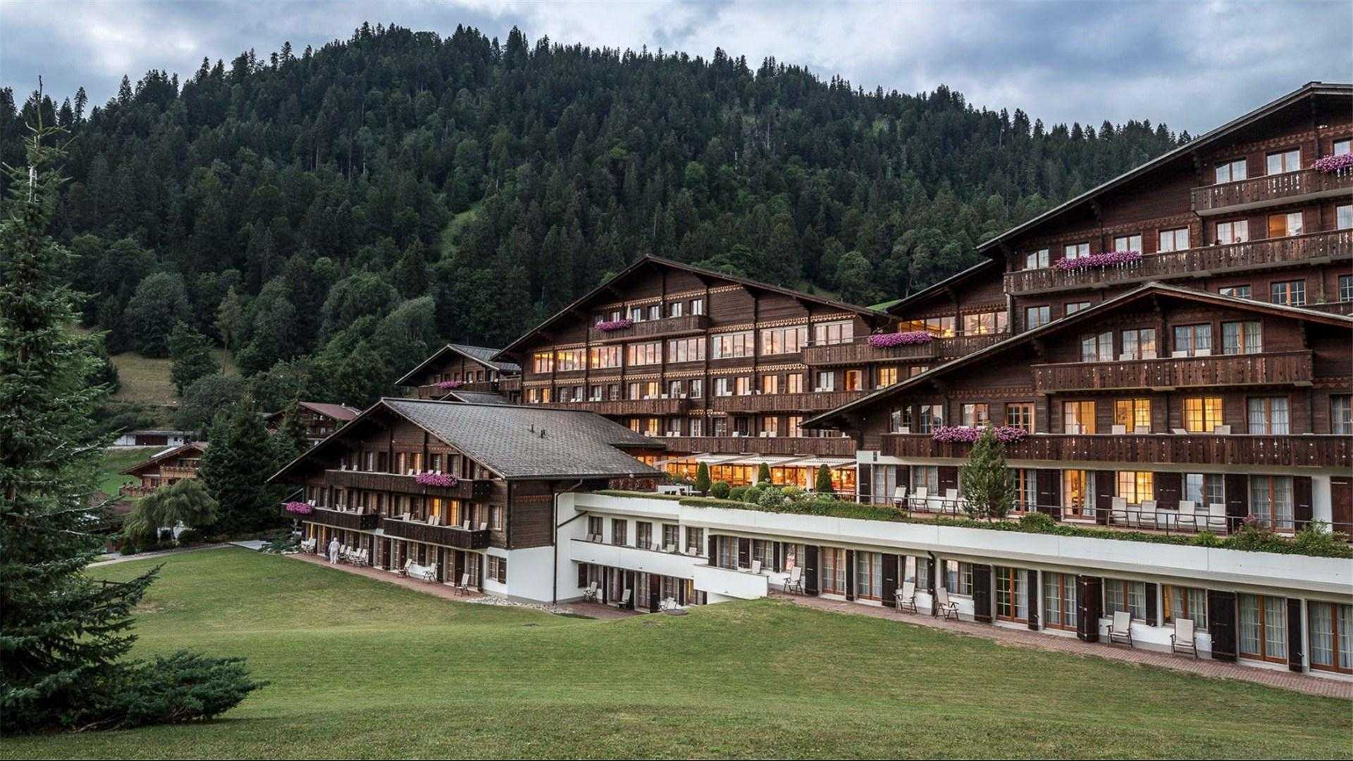 HUUS Gstaad a Saanen, CH