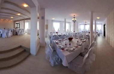 Gosciniec Knight en Giżycko, PL