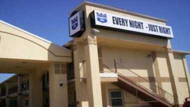 Knights Inn Forest Hill a Fort Worth, TX