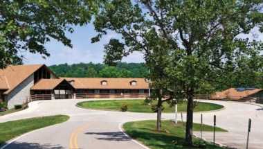 Burr Oak Lodge & Conference Center в Glouster, OH